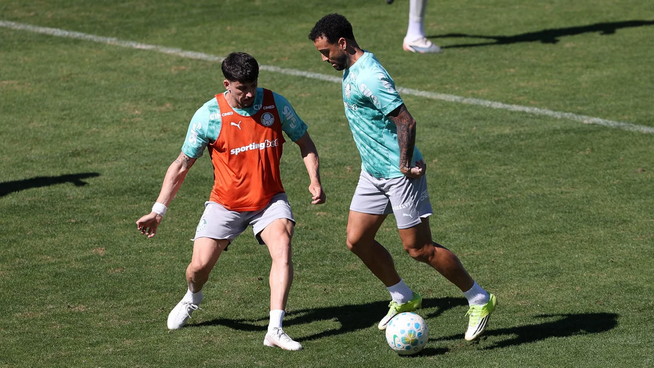 Palmeiras encerra treinos com baixas e dúvida de Felipe Anderson para duelo contra o Coritiba