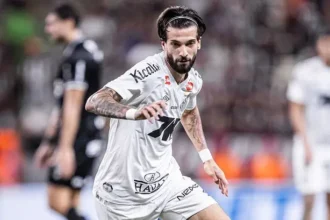 Racing recebe Lautaro Díaz por empréstimo do Cruzeiro após saída do atacante do Santos