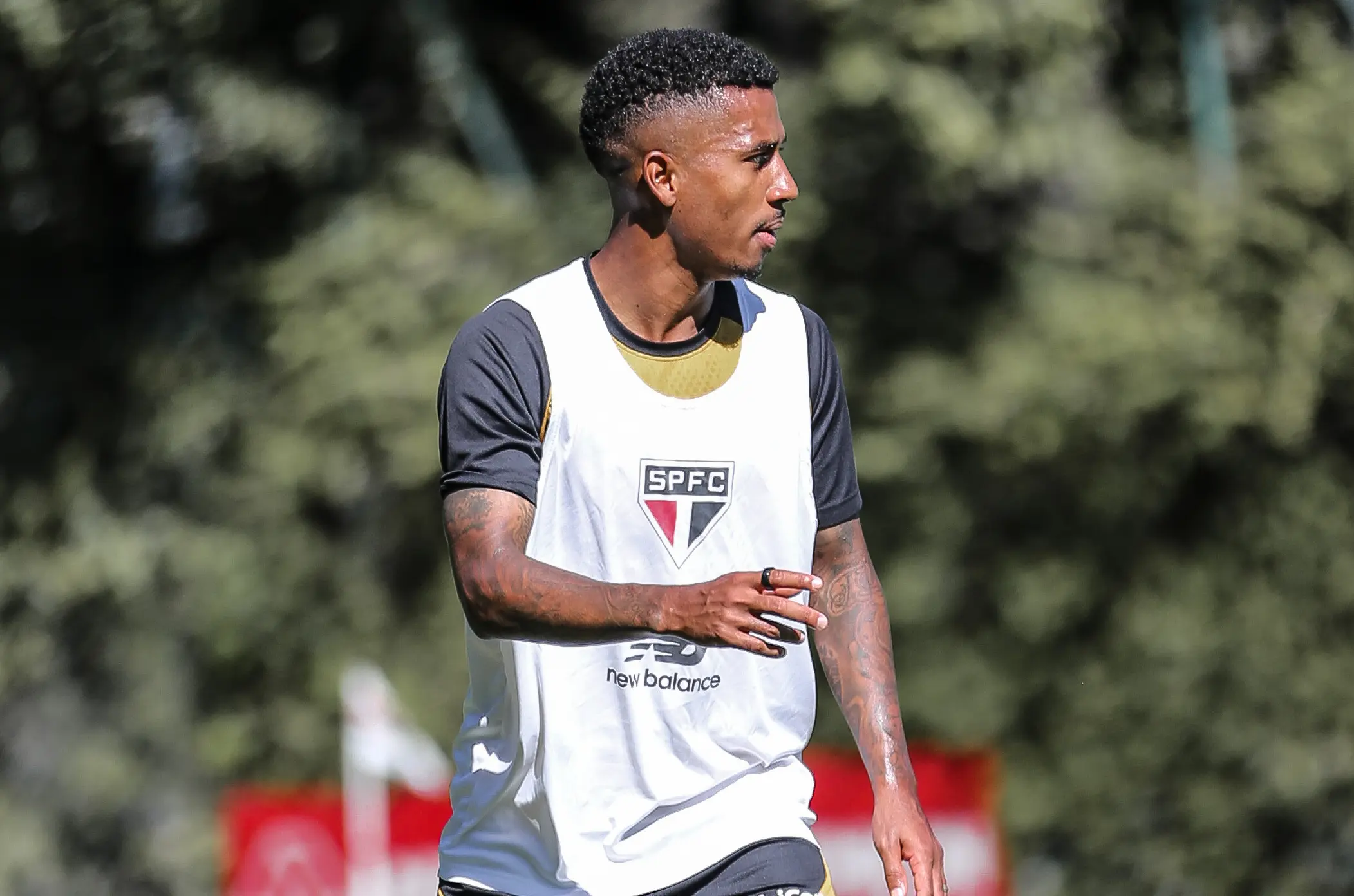 Fifa impõe transfer ban ao São Paulo por dívida na aquisição de Marcos Antônio