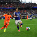 Crys Summerville rejeita gigantes europeus e fecha transferência milionária para o futebol saudita