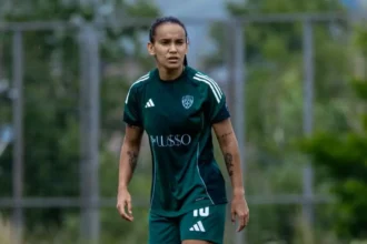 Thaisa Assunção vive expectativa de estreia histórica na Champions League feminina