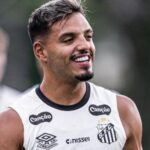 Santos promove mudanças na escalação para duelo decisivo contra a UCV na Sul-americana