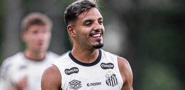 Santos promove mudanças na escalação para duelo decisivo contra a UCV na Sul-americana