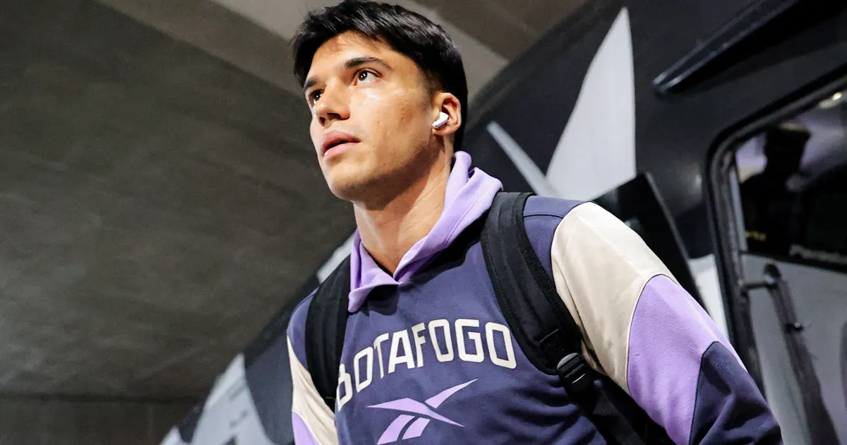Joaquín Correa encaminha retorno ao Estudiantes após saída do Botafogo