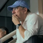 Botafogo e SAF articulam ação criminal contra John Textor por gestão financeira