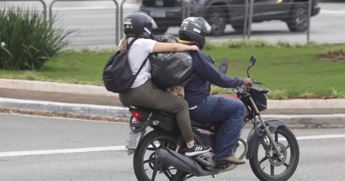 Justiça ordena que prefeitura de São Paulo autorize mototáxi por aplicativo