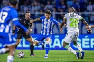 Avaí reage no fim e derrota o América-mg em duelo decisivo pela Série B