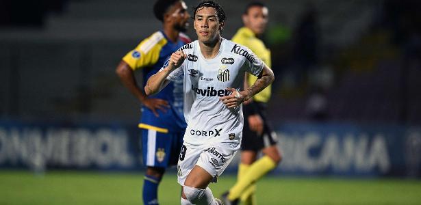 Santos goleia Universidad Central na Venezuela e encaminha vaga na Sul-americana