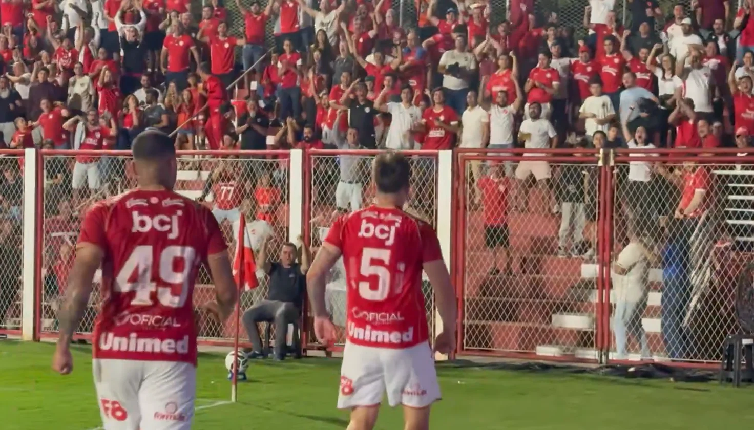 Vila Nova vence Fortaleza e assume vice-liderança da Série B