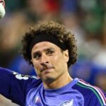 Guillermo Ochoa encerra trajetória histórica no futebol após sexta Copa do Mundo