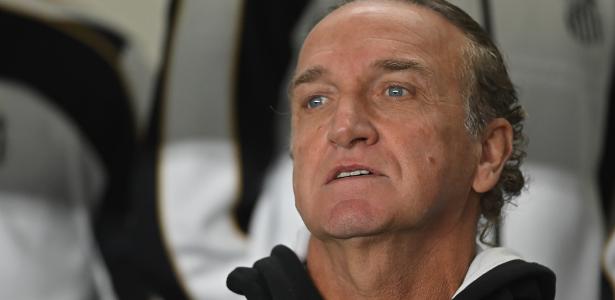 Cuca confirma retorno de Neymar ao Santos para duelo contra a Chapecoense