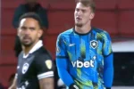 Botafogo define venda de Léo Linck para o futebol português