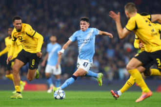 Phil Foden firma compromisso de longo prazo com o Manchester City