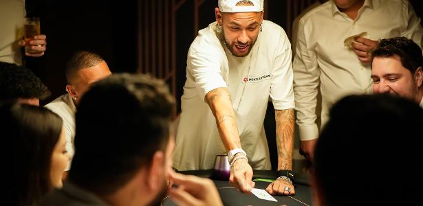A transição de Neymar para o pôquer profissional e o contraste com o futebol