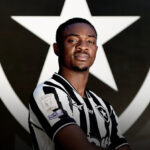 Botafogo oficializa contratação do volante angolano Domingos Andrade