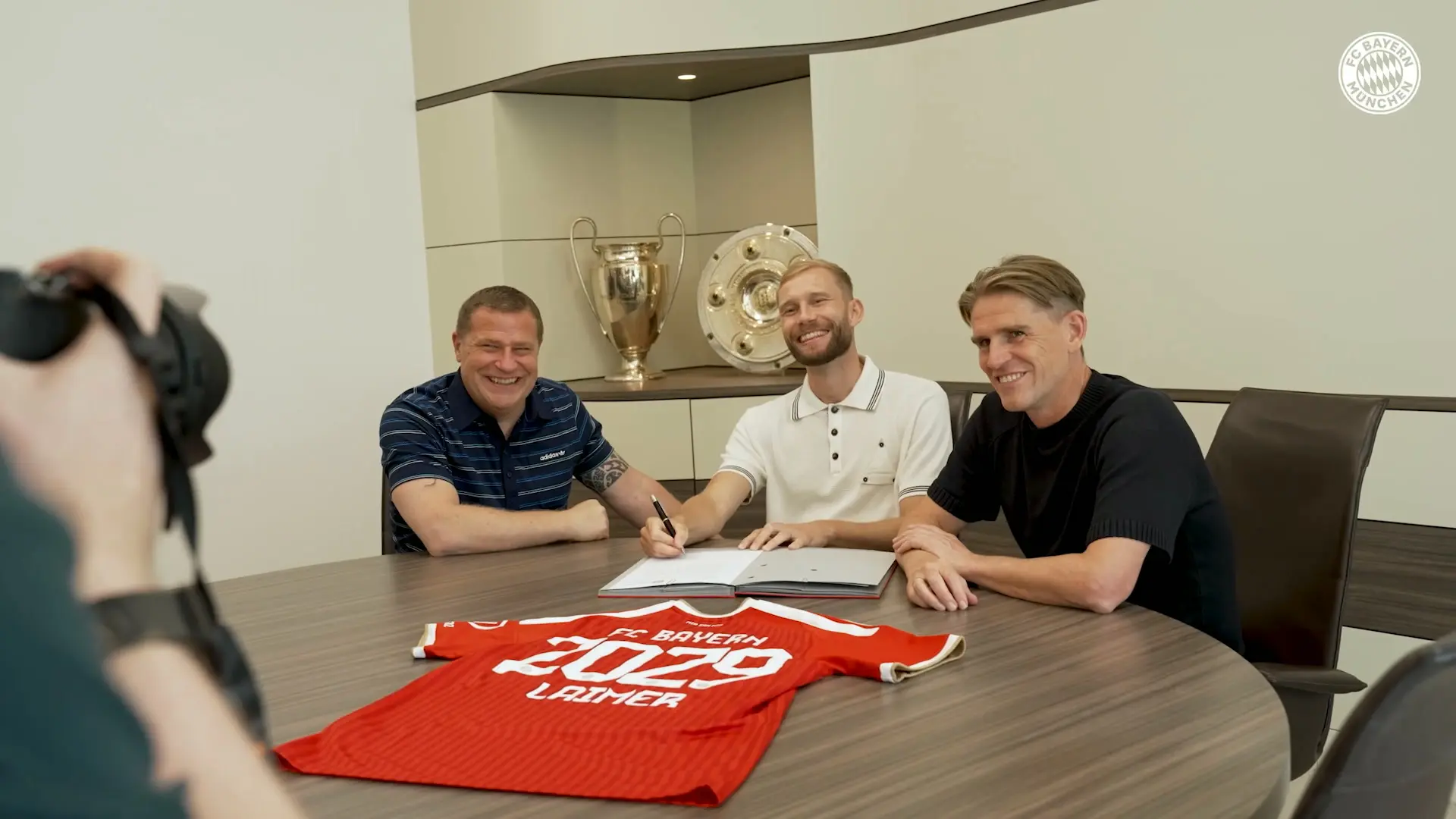 Laimer estende vínculo com o Bayern de Munique até 2029