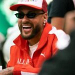 Santos realiza pagamento milionário para abater dívida com Neymar