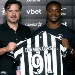 Botafogo oficializa a contratação do volante angolano Domingos Andrade