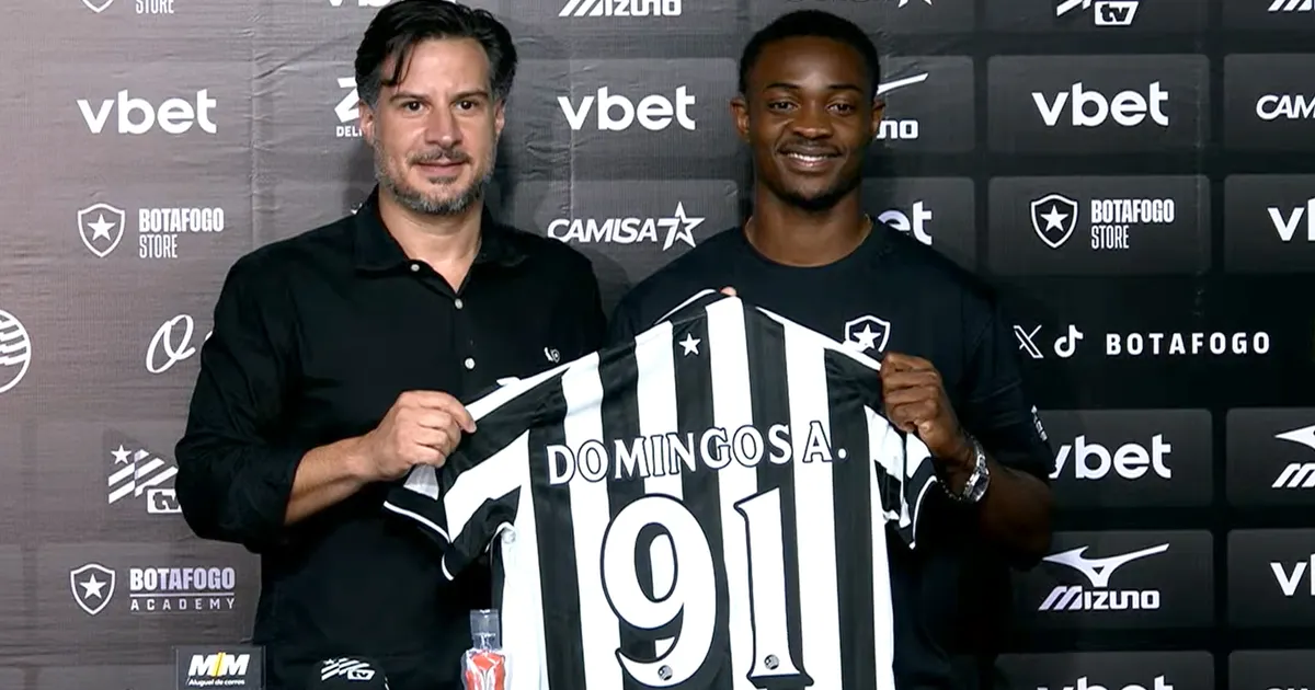Botafogo oficializa a contratação do volante angolano Domingos Andrade