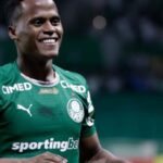 Coritiba e Palmeiras se enfrentam pelo Brasileirão no Couto Pereira