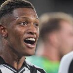 Palmeiras mantém negociações por Danilo após nova oferta ao Botafogo