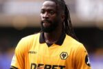 Tolu Arokodare paralisa treino do Wolverhampton após ter transferência negada