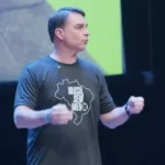 Nunes Marques relata ação do PT no TSE contra Flávio Bolsonaro por ataques às urnas