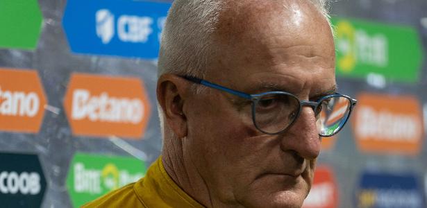 Dorival Júnior lamenta apagão do São Paulo em derrota para o Athletico-pr