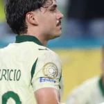 Maurício reafirma compromisso com o Palmeiras após brilhar em campo