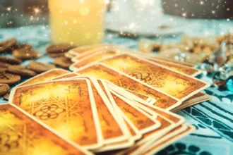 Tarot diário: insights para os signos buscarem equilíbrio e crescimento