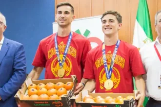 Tomates celebram a conquista mundial de Gavi e Fabián Ruiz em Los Palacios