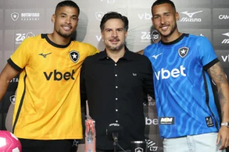 Botafogo define disputa pela titularidade no gol com Warleson e Gabriel Batista