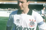 Neto completa 37 anos de sua estreia histórica com a camisa do Corinthians