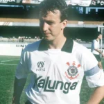 Neto completa 37 anos de sua estreia histórica com a camisa do Corinthians