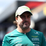 Fernando Alonso reafirma permanência na Aston Martin e afasta rumores na Fórmula 1