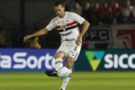 São Paulo perde Rafael Toloi por lesão antes de confronto com o Flamengo