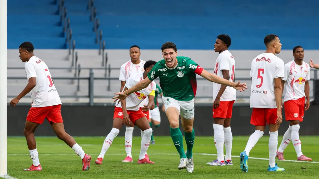 Palmeiras e Red Bull Bragantino empatam em duelo eletrizante pela semifinal do Brasileiro sub-20