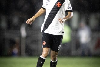 Johan Rojas projeta futuro no Vasco e mira convocação para a seleção colombiana