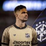 Ceará oficializa saída do goleiro Bruno Ferreira após mudanças no elenco