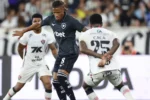 Botafogo empata COM Vitória EM noite de brilho de LUCAS Arcanjo