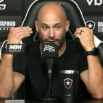 Franclim Carvalho dispara contra imprensa e defende permanência de Danilo no Botafogo