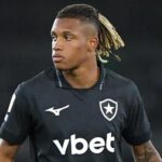 Danilo impõe limite ao Botafogo e recusa transferência para o futebol russo