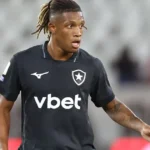 Botafogo mantém postura sobre negociação de Danilo com o Zenit