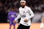 Impasse financeiro e pressão interna colocam renovação de Memphis no Corinthians em risco