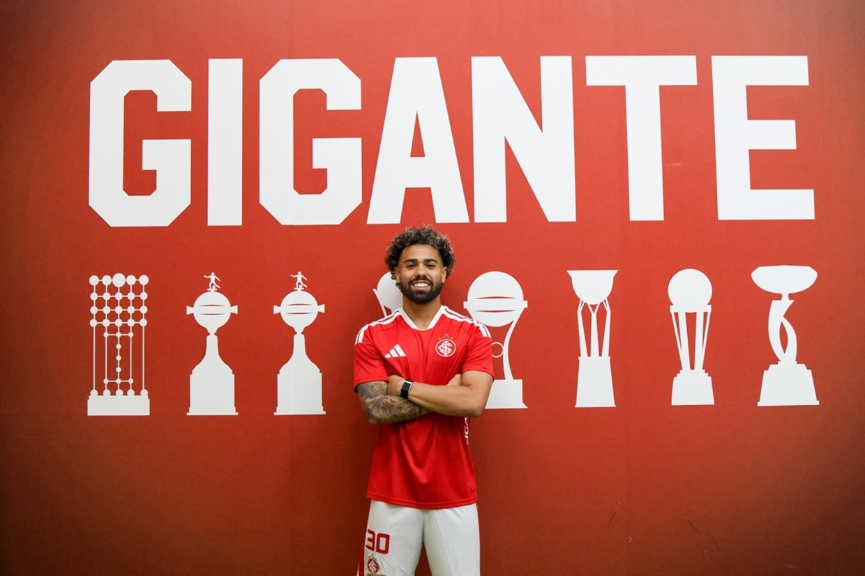 Internacional oficializa a contratação do meia Calebe por empréstimo