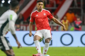 Internacional reconhece erro em defesa de Victor Gabriel após uso de áudio falso