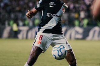 Jair celebra retorno aos gramados e contribuição em momento decisivo da equipe