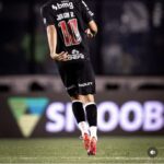 Johan Rojas mantém compromisso com o elenco após empate do Vasco
