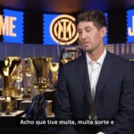 John Stones oficializa chegada à Inter de Milão com foco total em conquistas