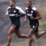 Júnior Santos reforça Botafogo no clássico contra o Fluminense pelo Brasileirão